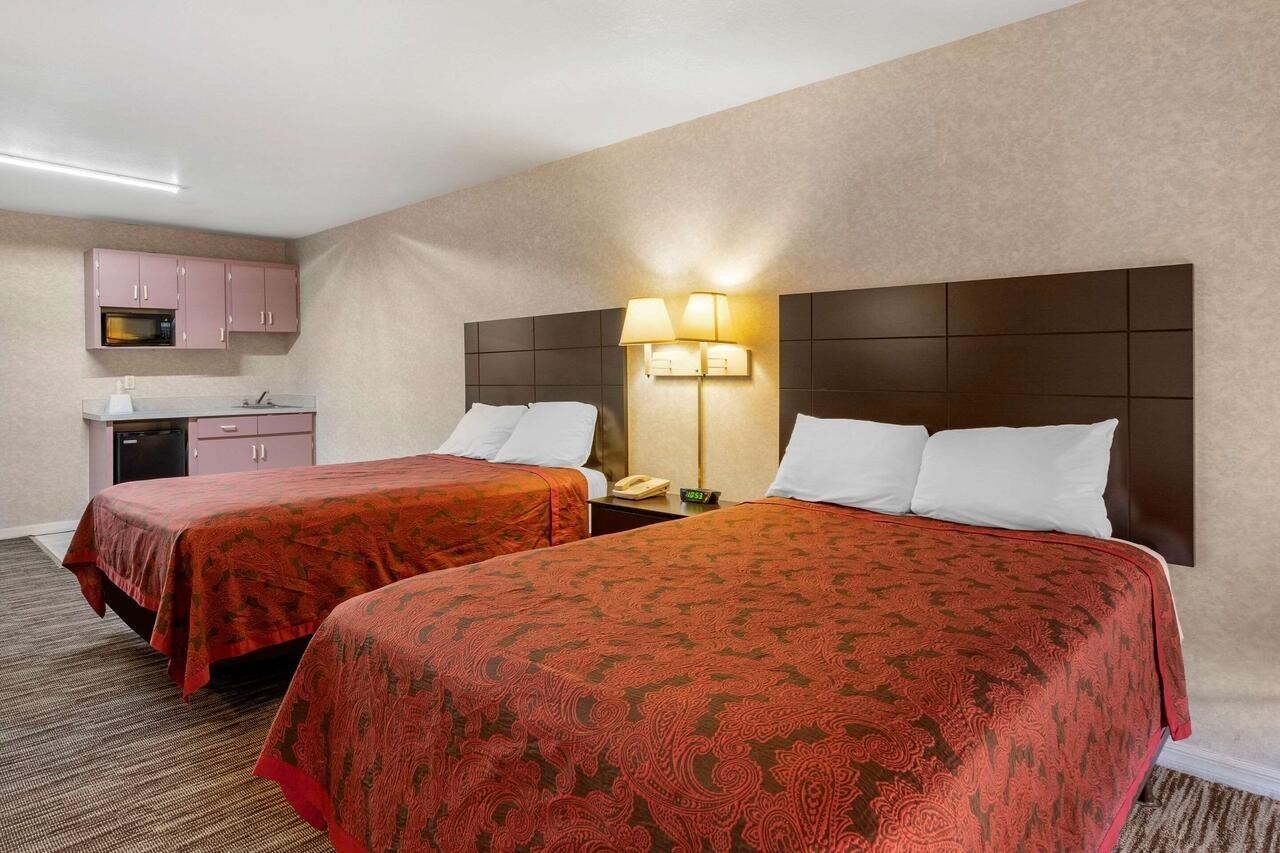 Rodeway Inn Clearwater-Largo Zewnętrze zdjęcie