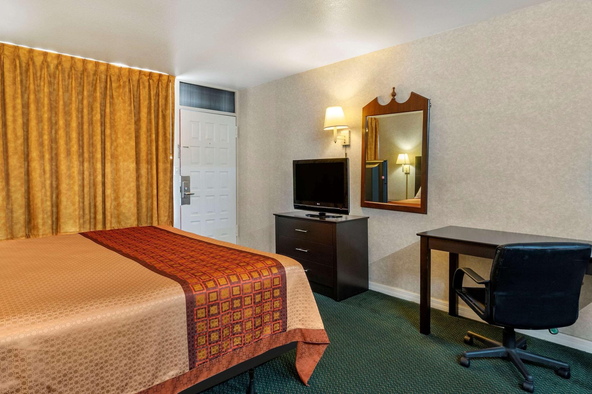 Rodeway Inn Clearwater-Largo Zewnętrze zdjęcie