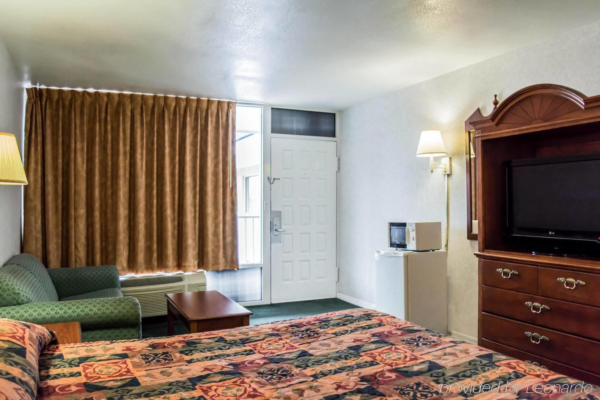 Rodeway Inn Clearwater-Largo Zewnętrze zdjęcie